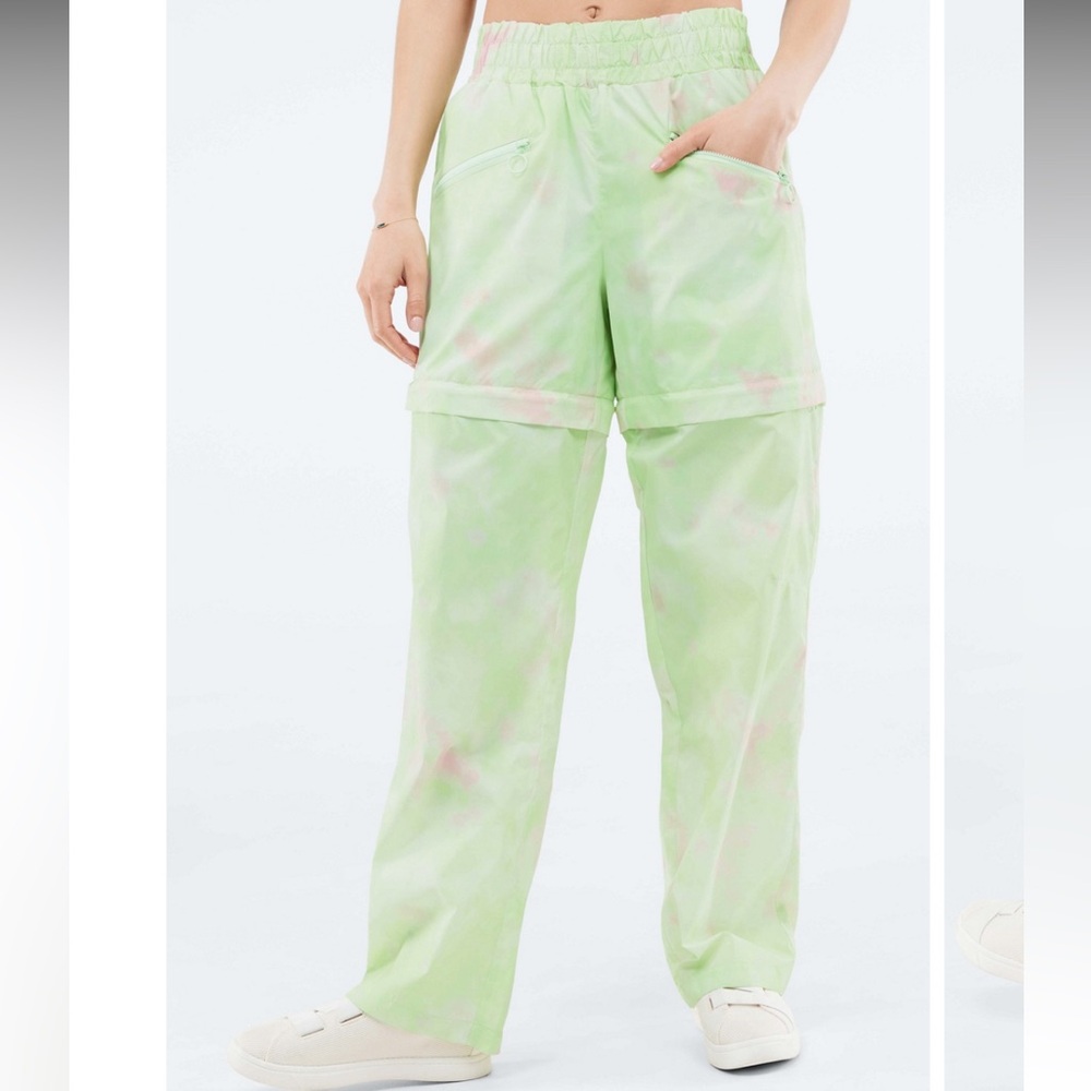 Fabletics Activewear Kalani Convertible Track Pant Large EUC